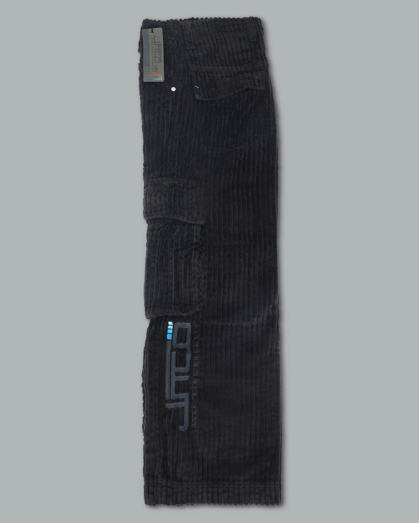 W Legacy. 24". 2 Wale Corduroy. Magnet.