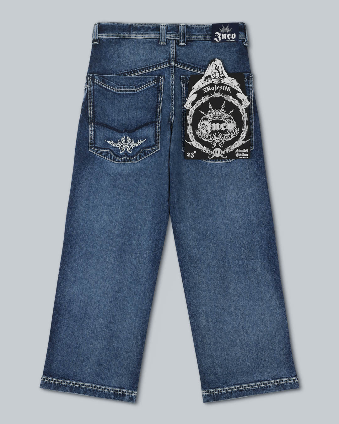 Majestik. 23". Hand-Sand Dark Stone.