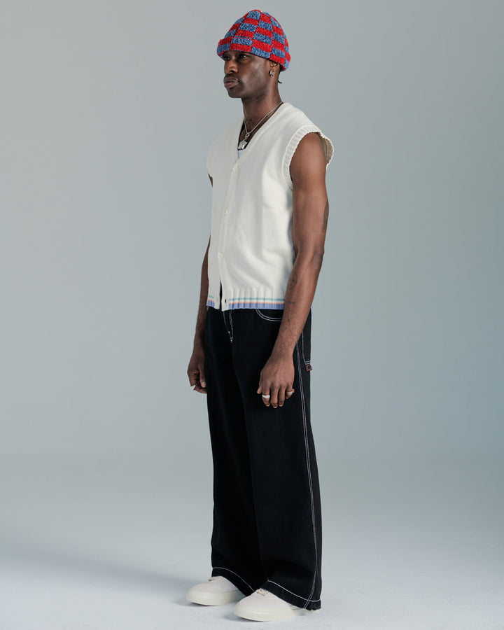 179 Pipes. 23". Jet Black.