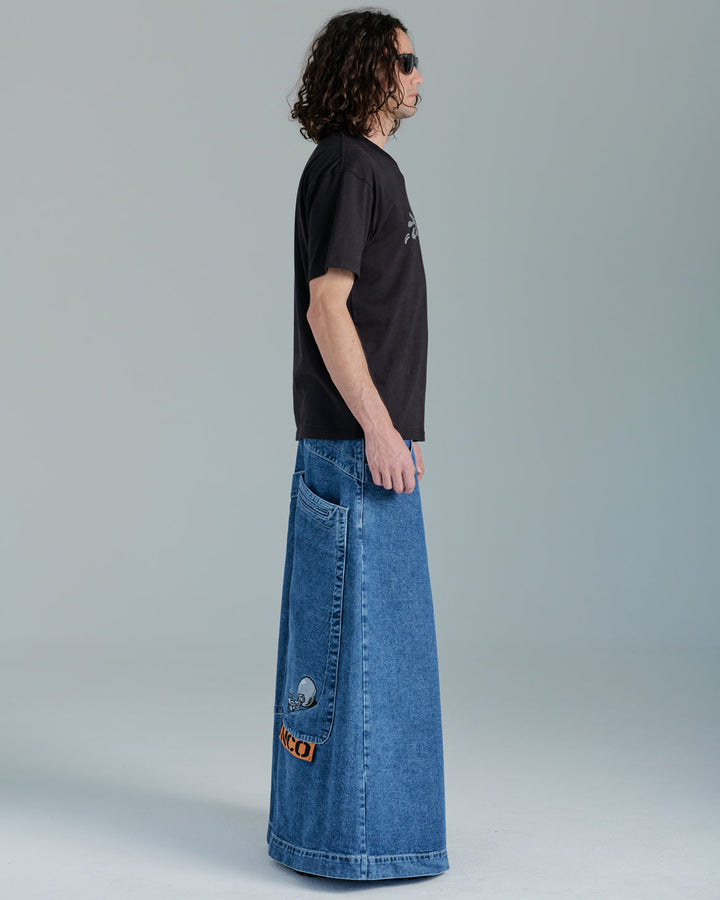 Convict. 50". Dark Stone.