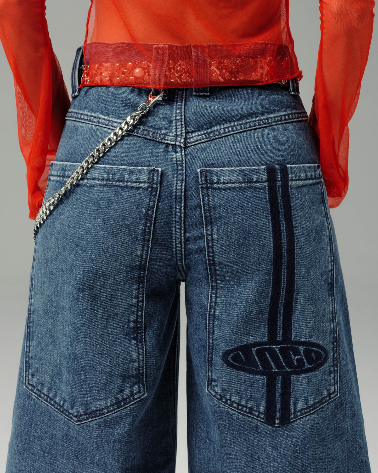 W Wide Load. 30". Dark Stone.