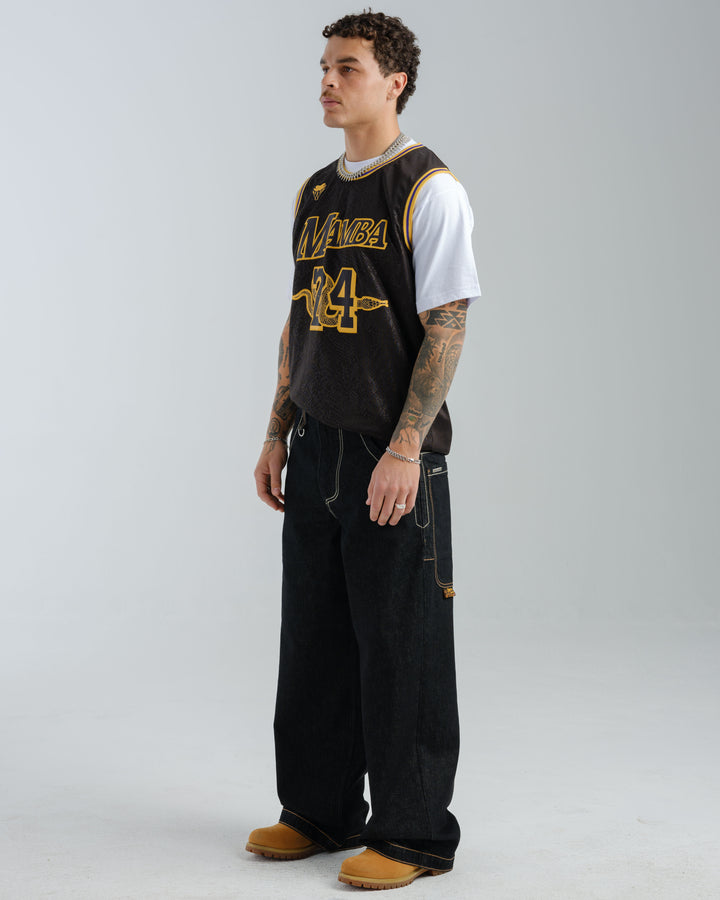 Royal. 23". Laser Black.