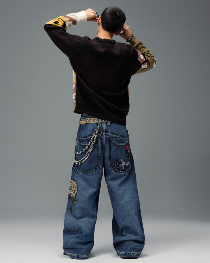 Skull & Roses. 24". Hand-Sand Dark Stone.