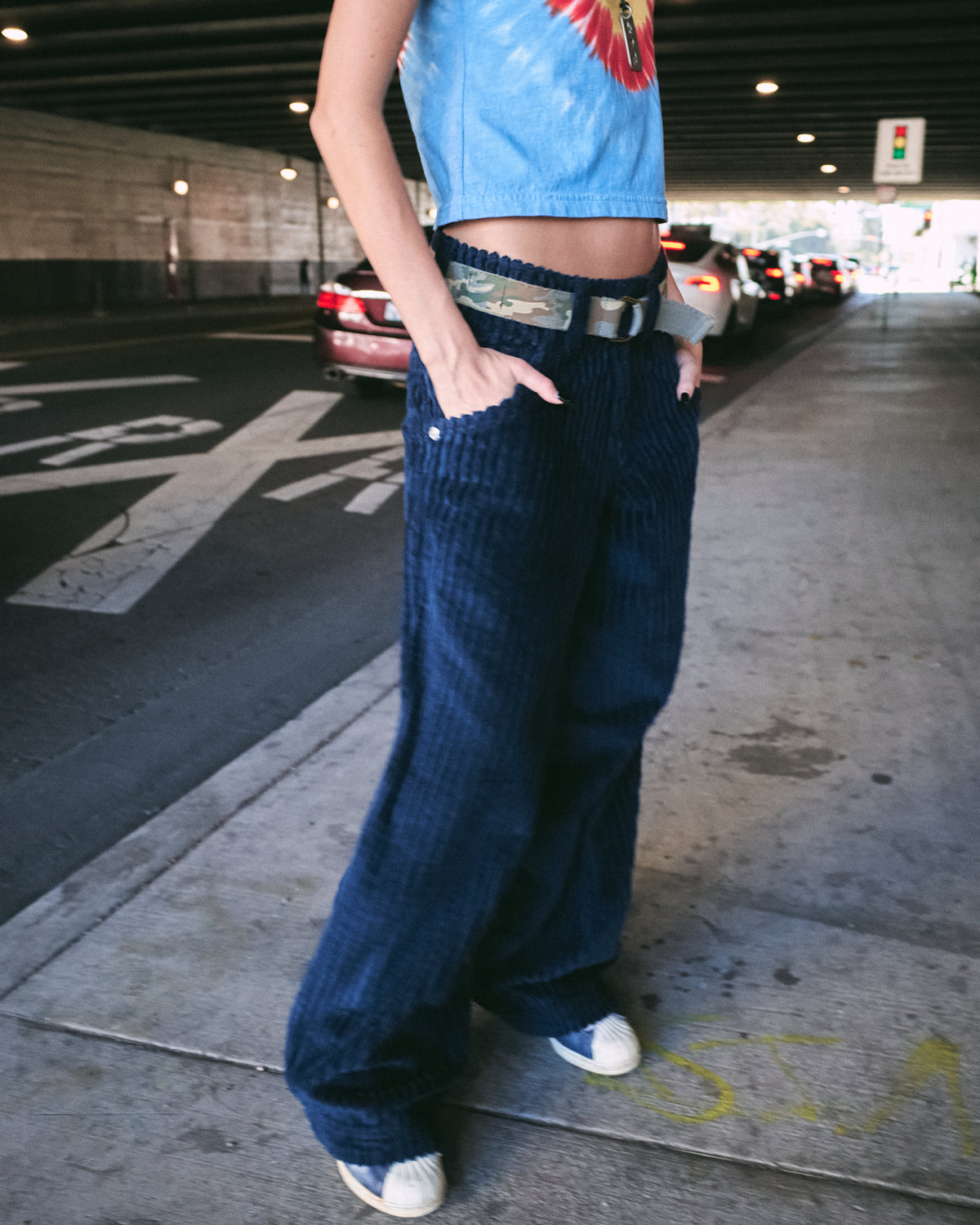 W Wizard. 24". 2 Wale Corduroy. Navy.