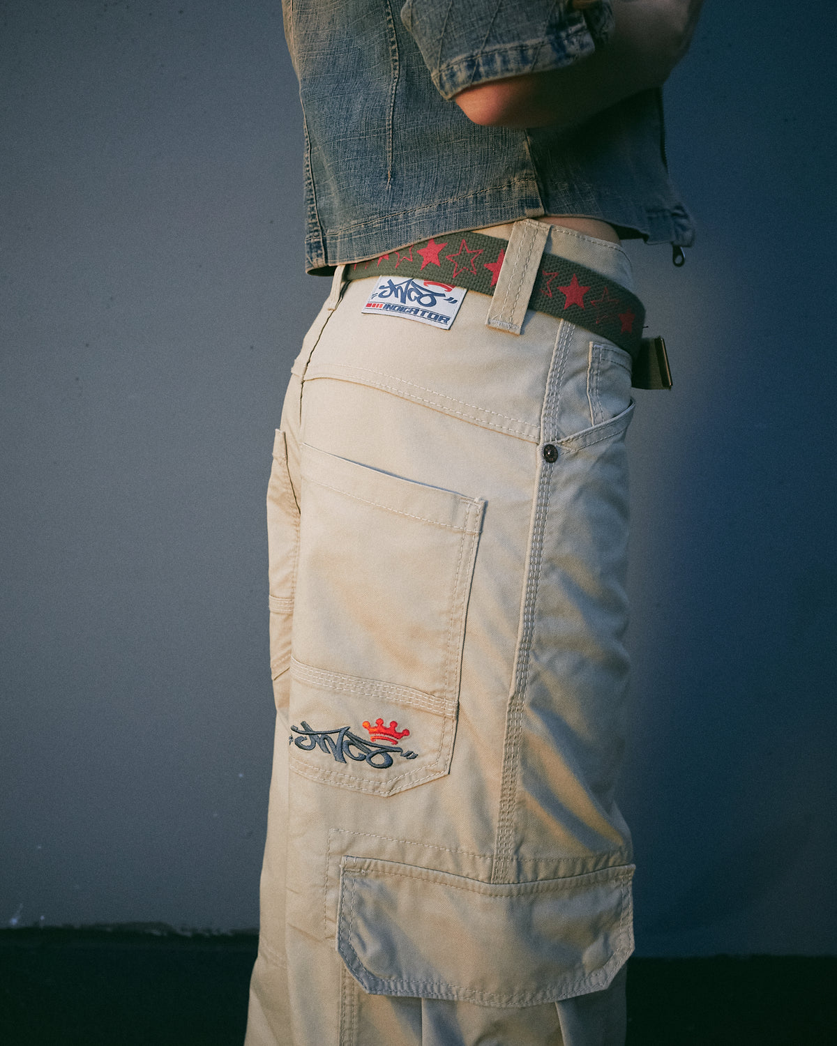 W Indicator Cargo Pants. 22". Khaki.