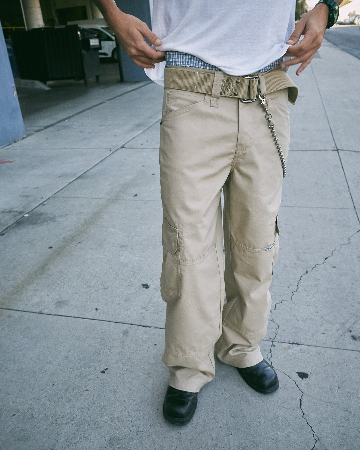 Indicator Cargo Pants. 22”. Khaki.