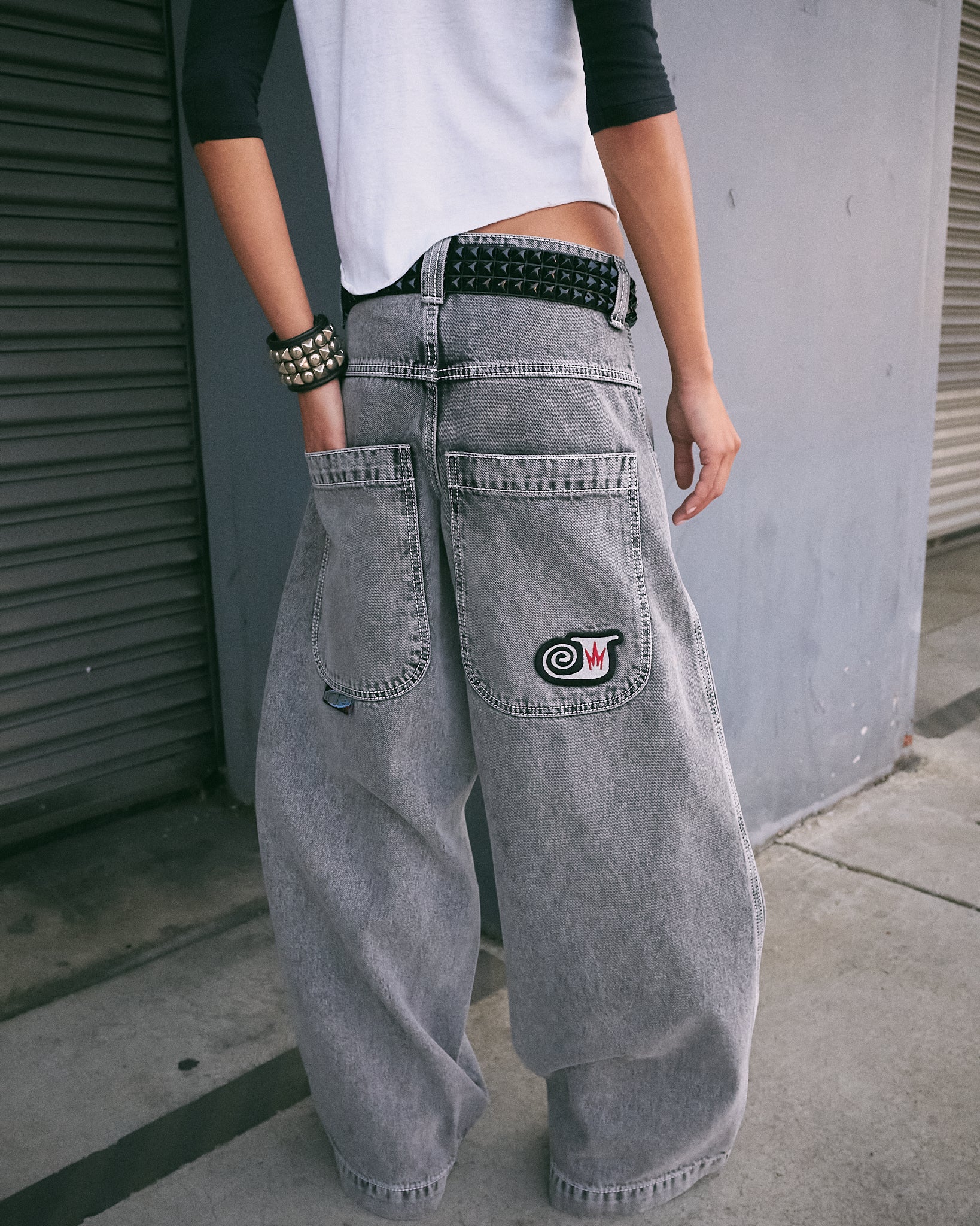 101 Twin Cannon Jeans. 26