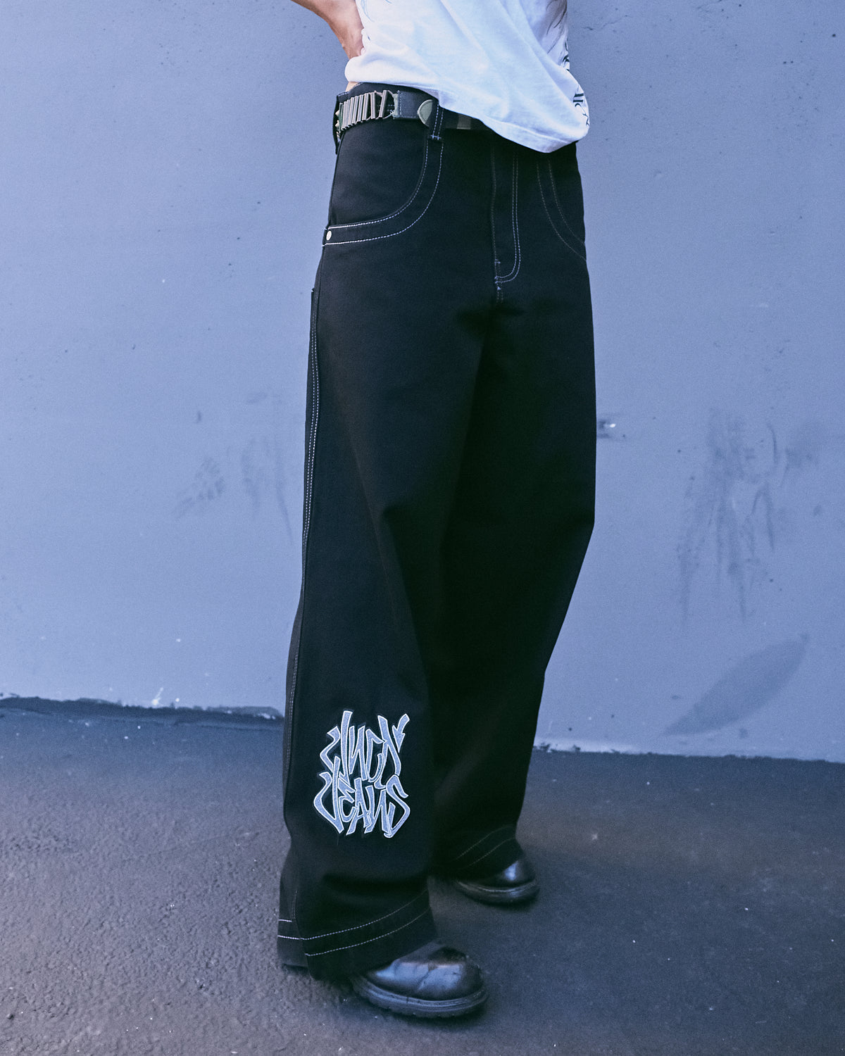 W Rollin. 26". Jet Black.