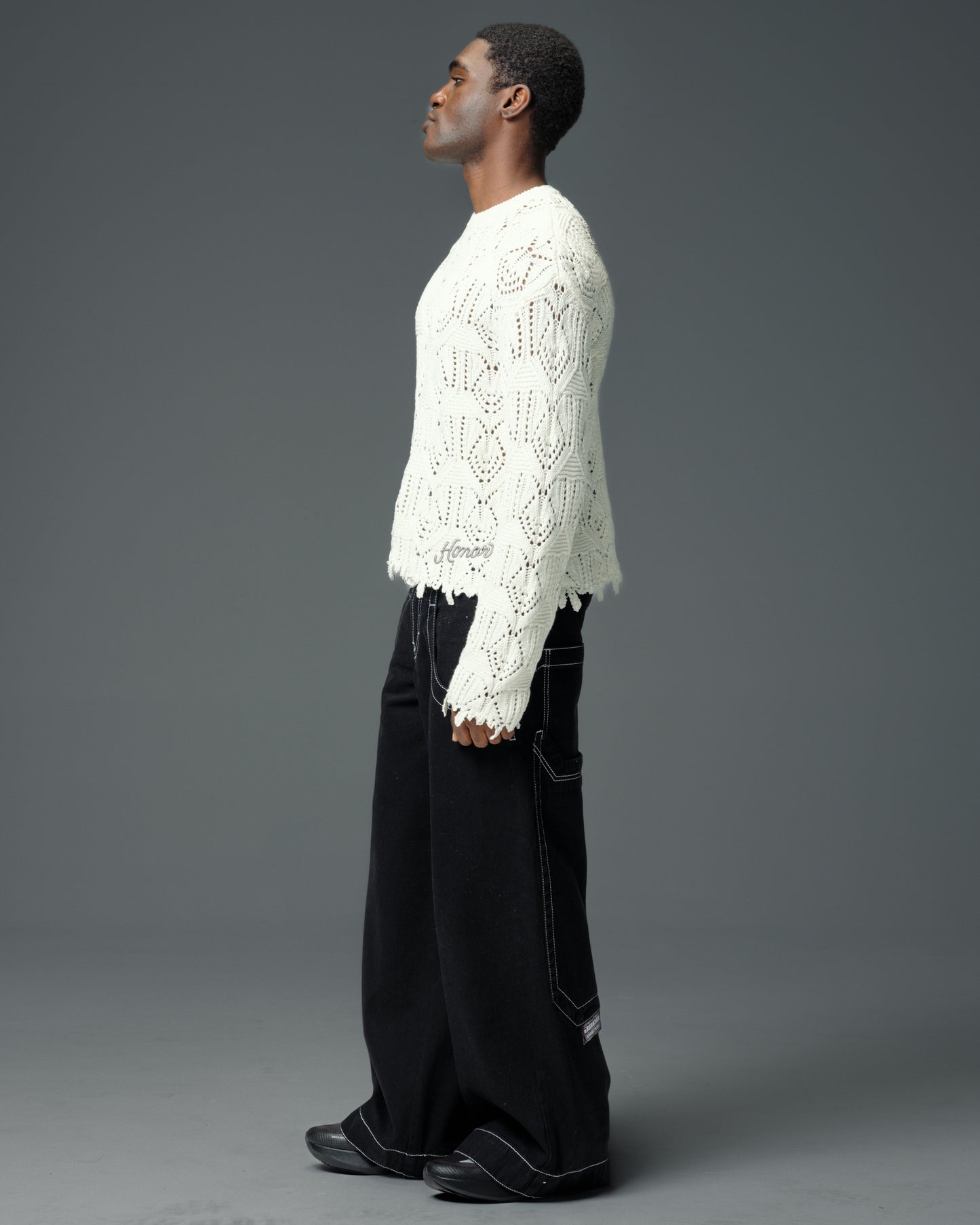 Polar Bear. 28". Jet Black.