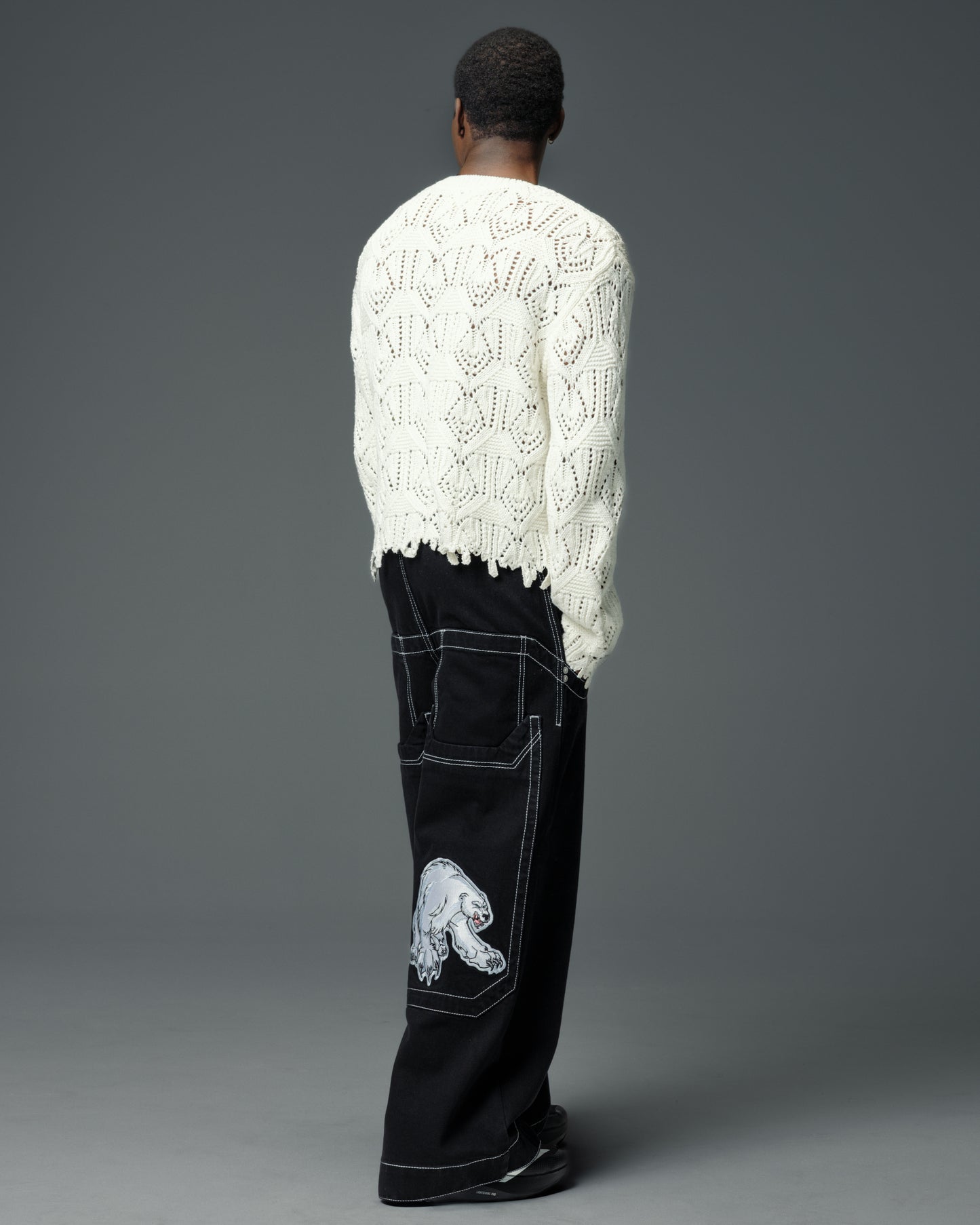 Polar Bear. 28". Jet Black.