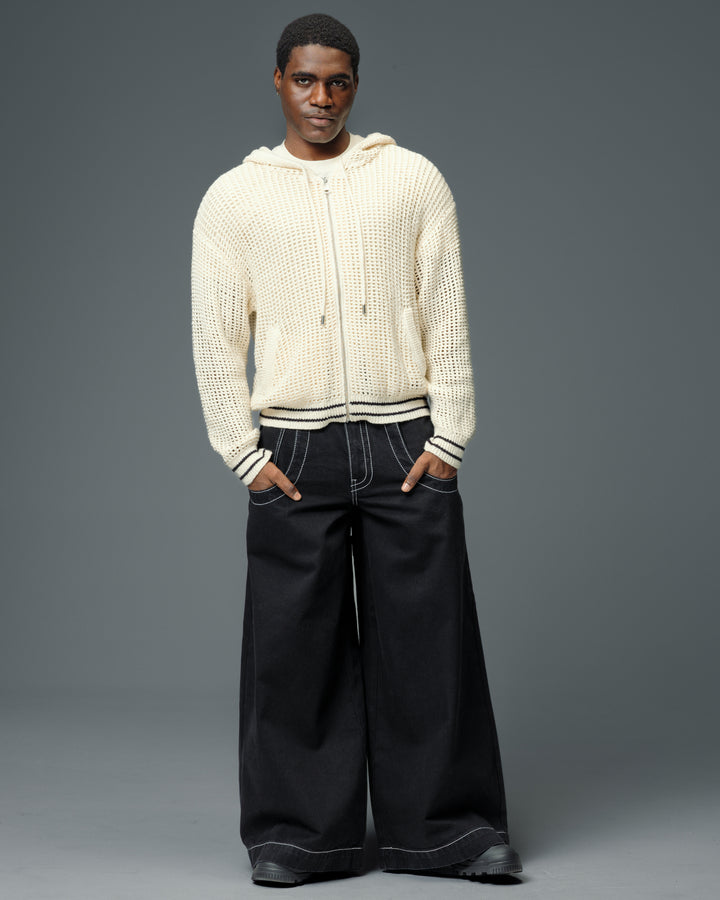 Rhino. 34". Jet Black.