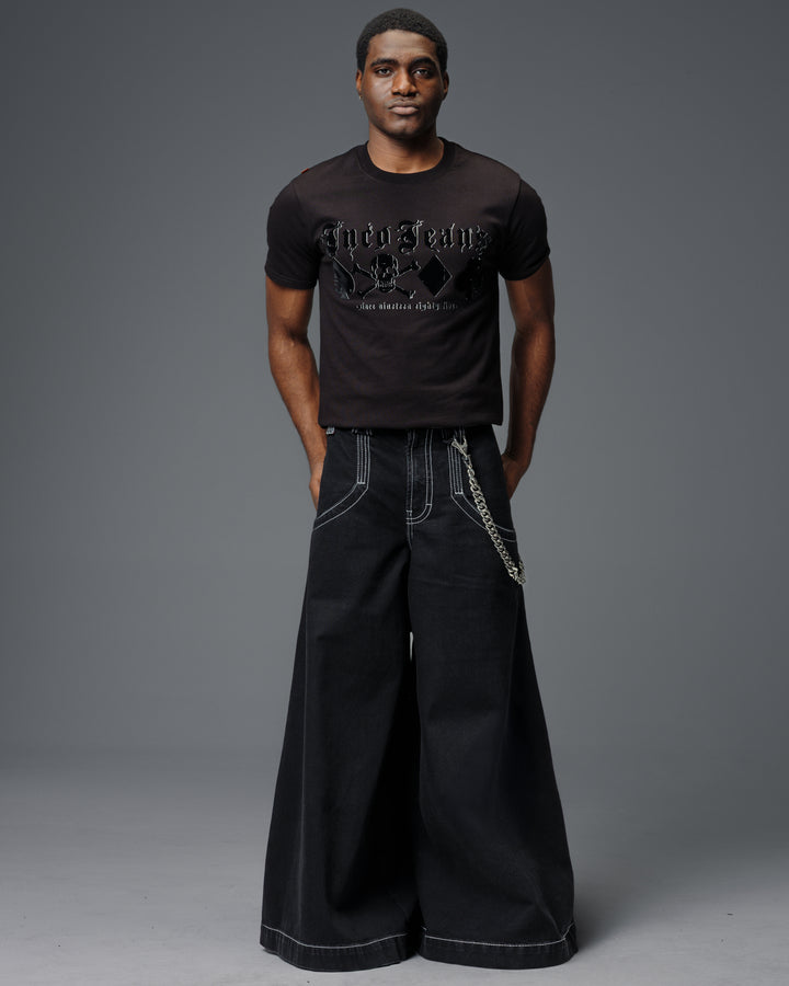 Mugshot. 50". Jet Black.