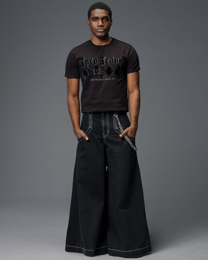 Mugshot. 50". Jet Black.