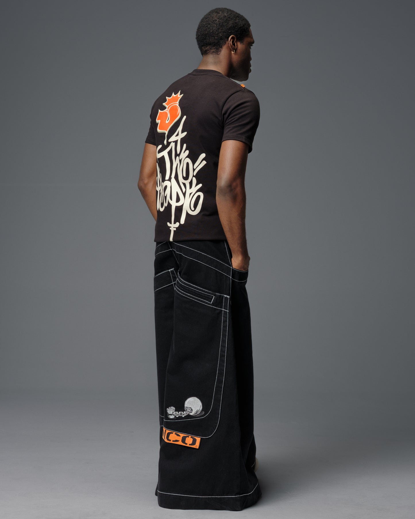 Convict. 50". Jet Black.