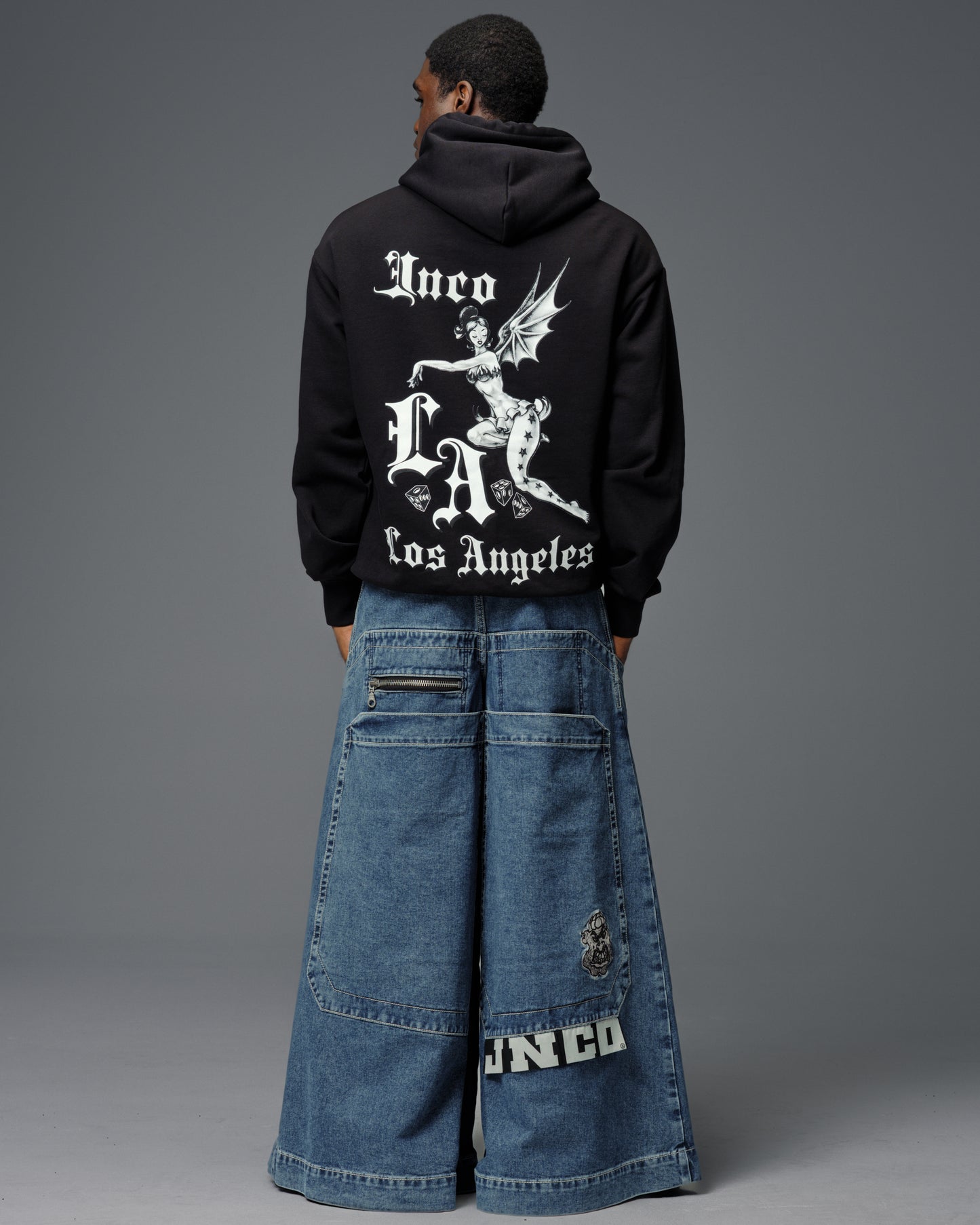 Thug. 50". Dark Stone.