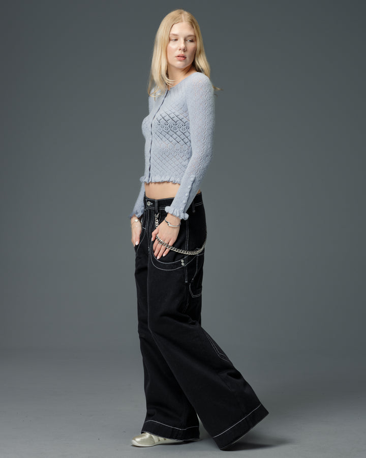 W Polar Bear. 28". Jet Black.