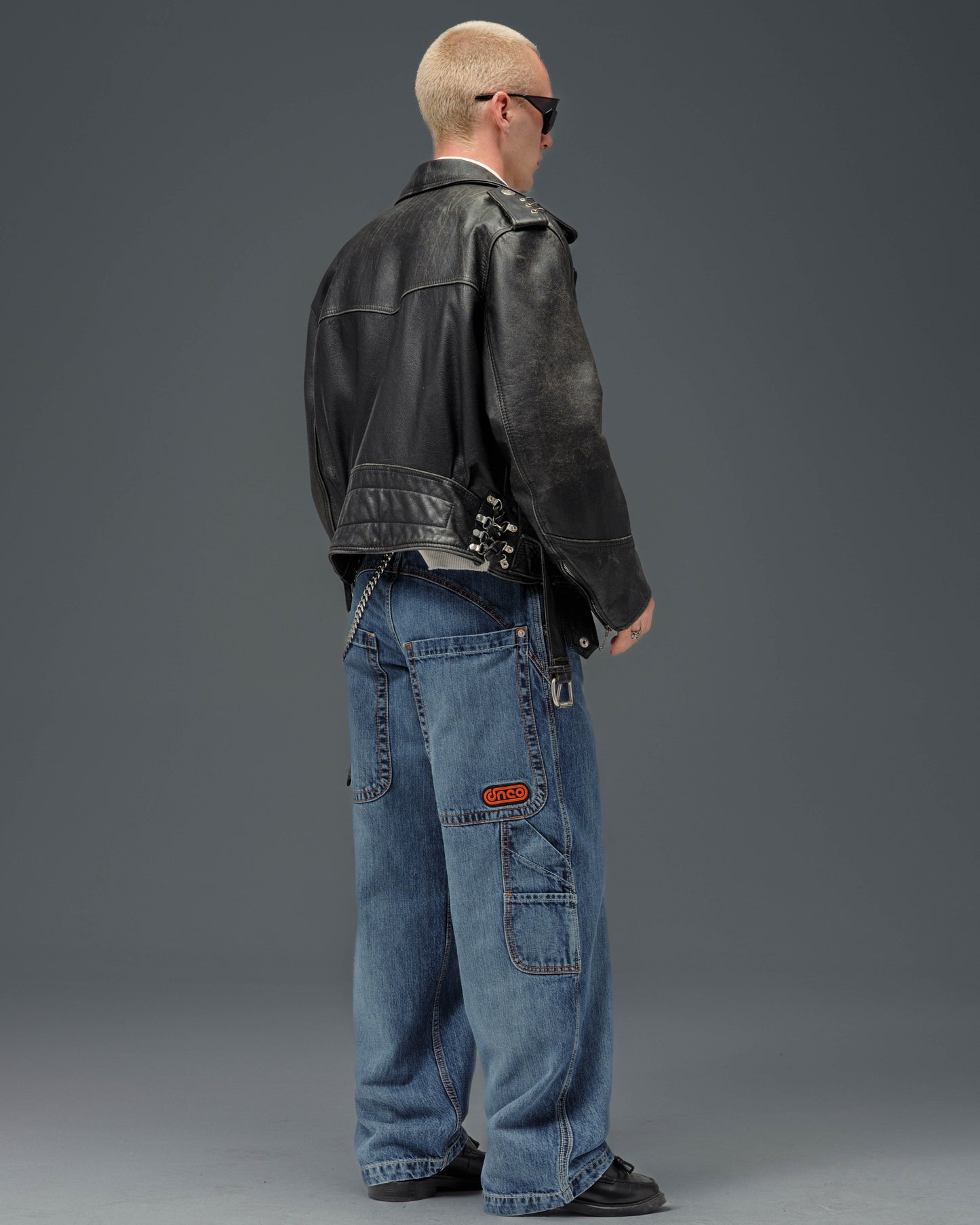 Handyman Carpenter. 20". Hand-Sand Vintage.