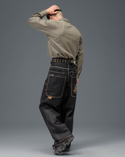 Royal. 23". Laser Black.