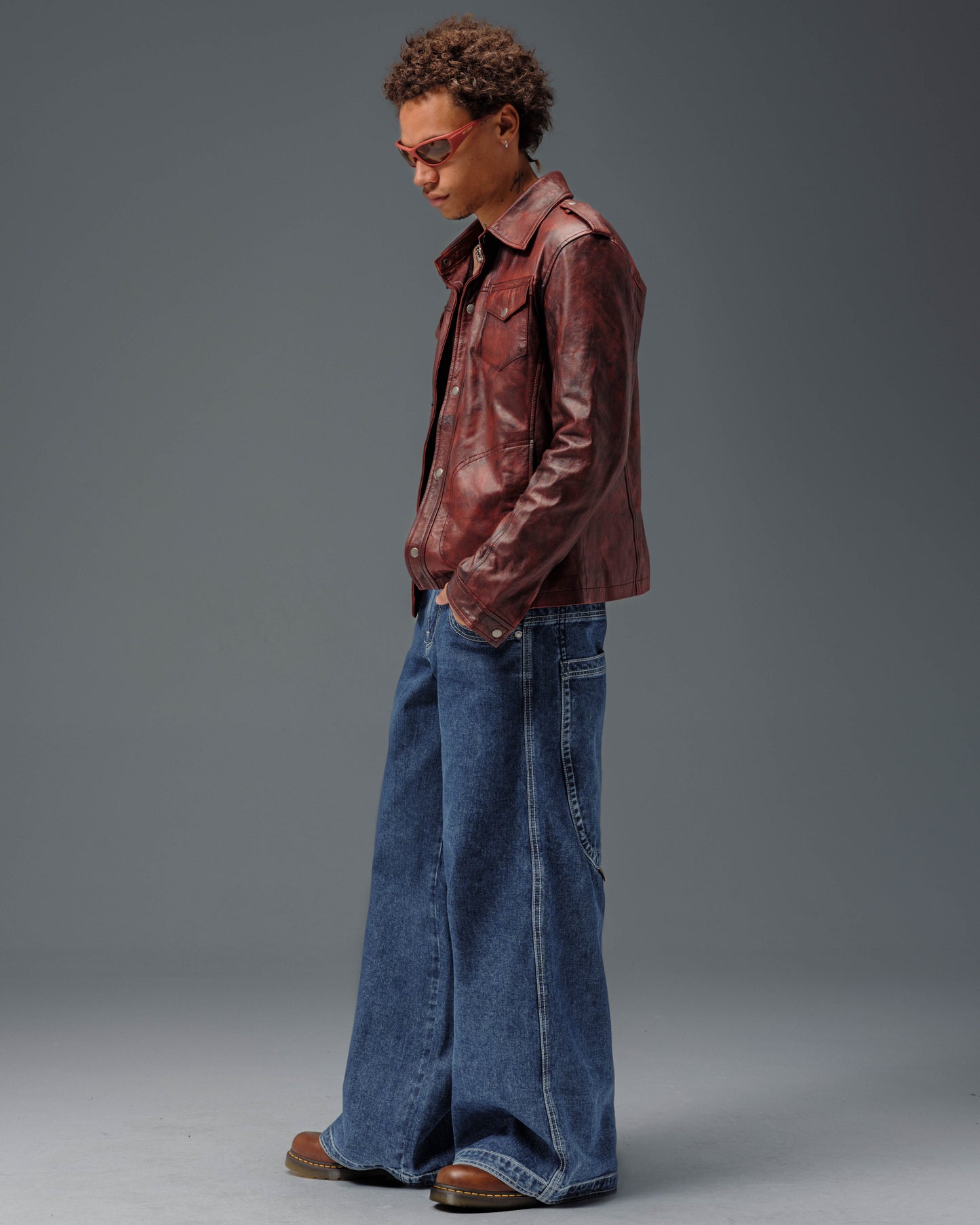 Buddha. 28". Dark Stone.