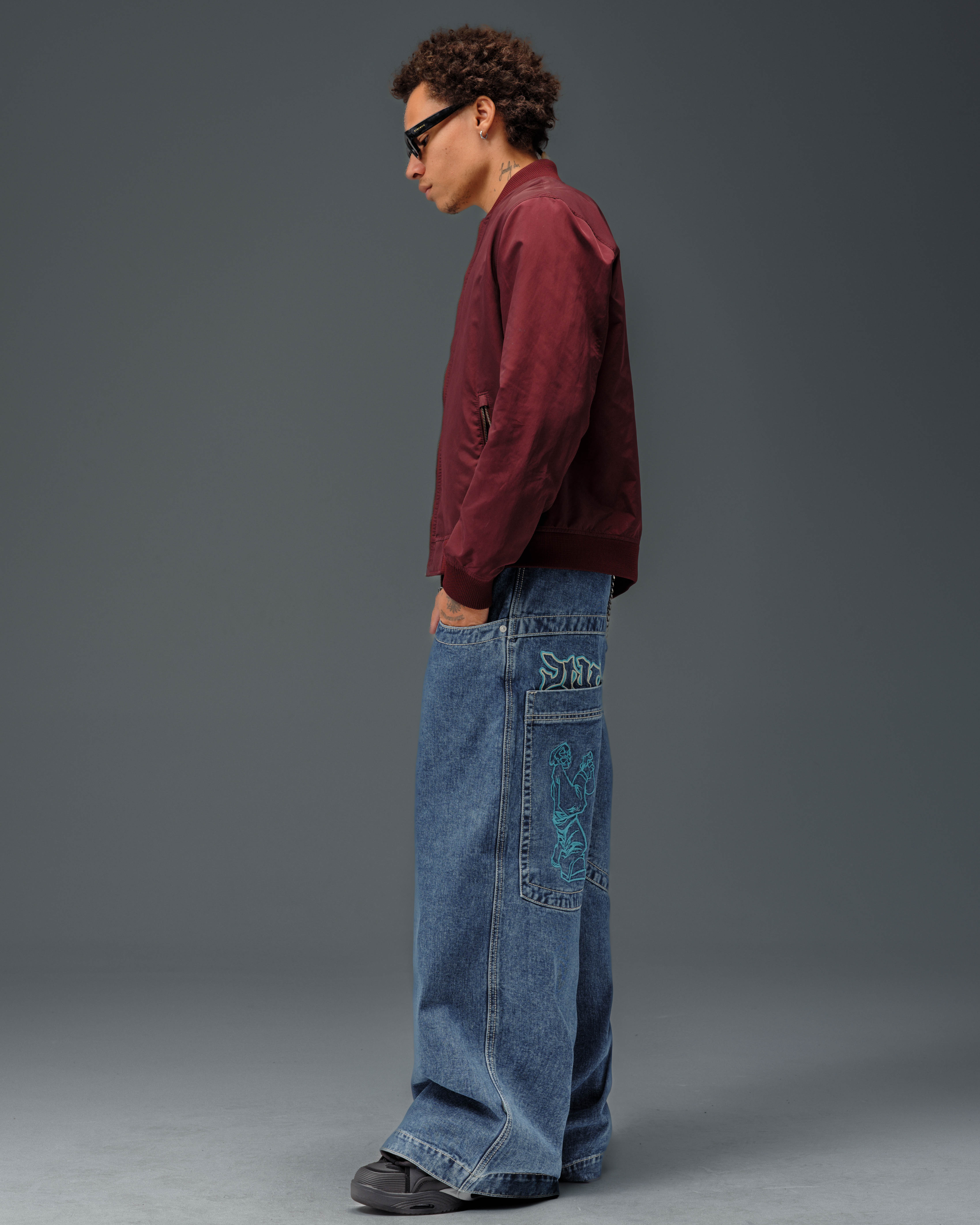 Artistical Uprising Jeans. 26