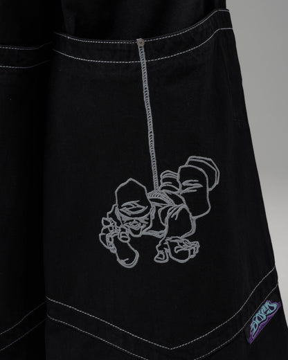 Hangin'. 34". Jet Black.