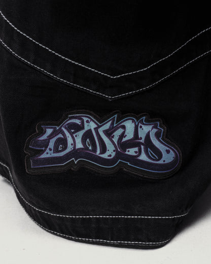 Hangin'. 34". Jet Black.