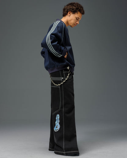 Battle. 30". Jet Black.