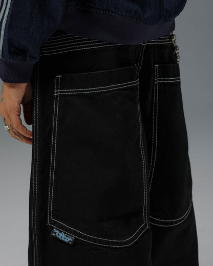 Battle. 30". Jet Black.