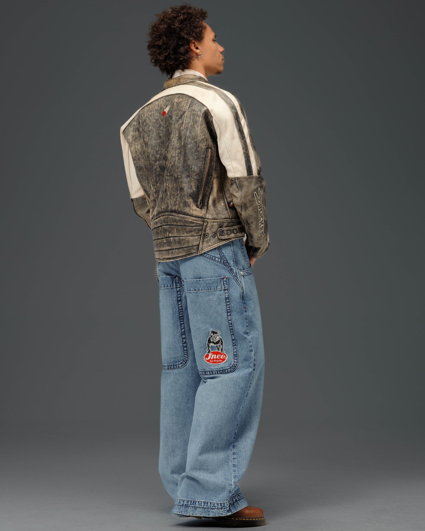 Big Rig. 26". Hand-Sand Vintage.