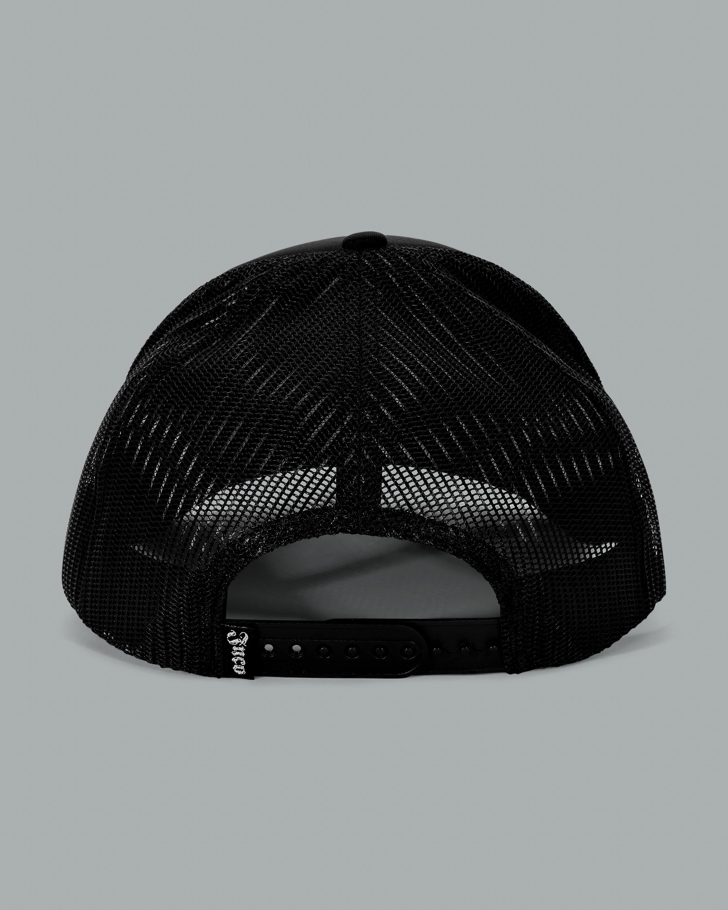 Tribal Trucker Hat. Black/ Silver.