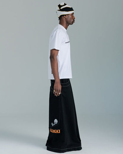 Convict. 50". Jet Black.