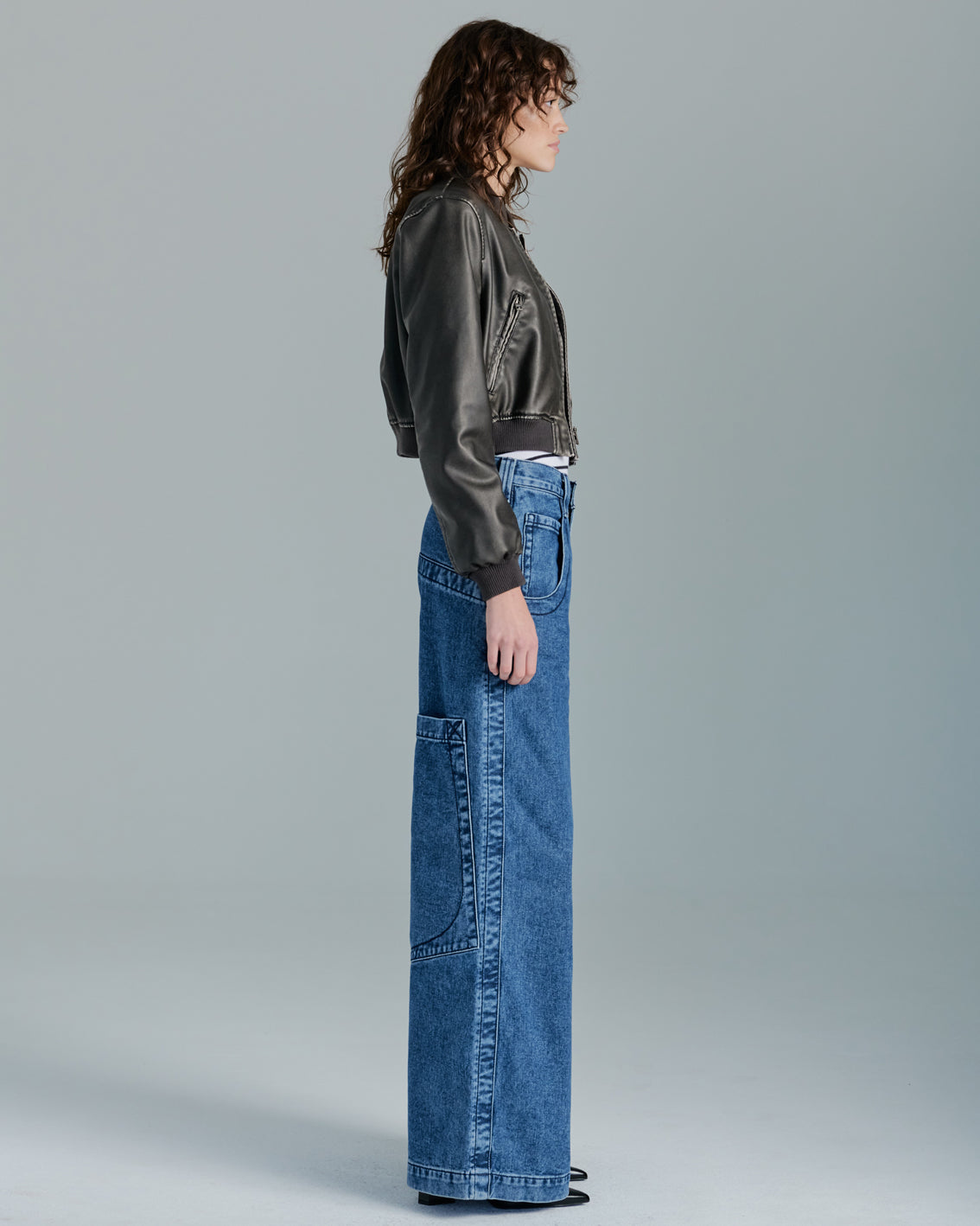 The Camilla Jeans. 27”. Dark Stone.