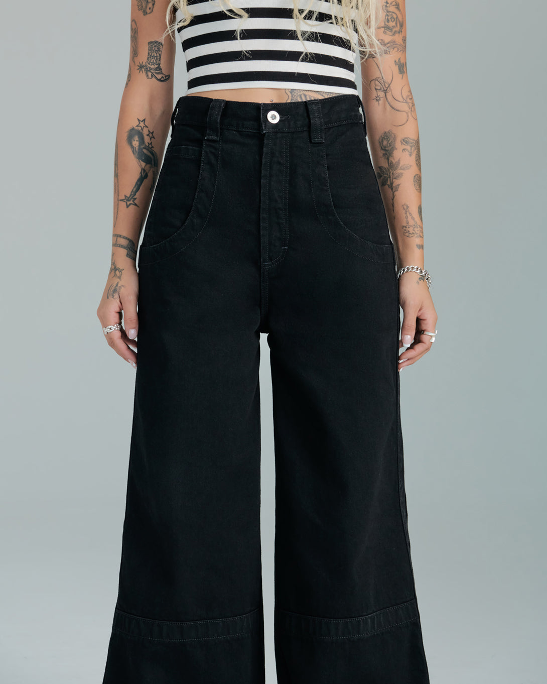 The Camilla Jeans. 27” Wide Leg. Jet Black. – JNCO Los Angeles
