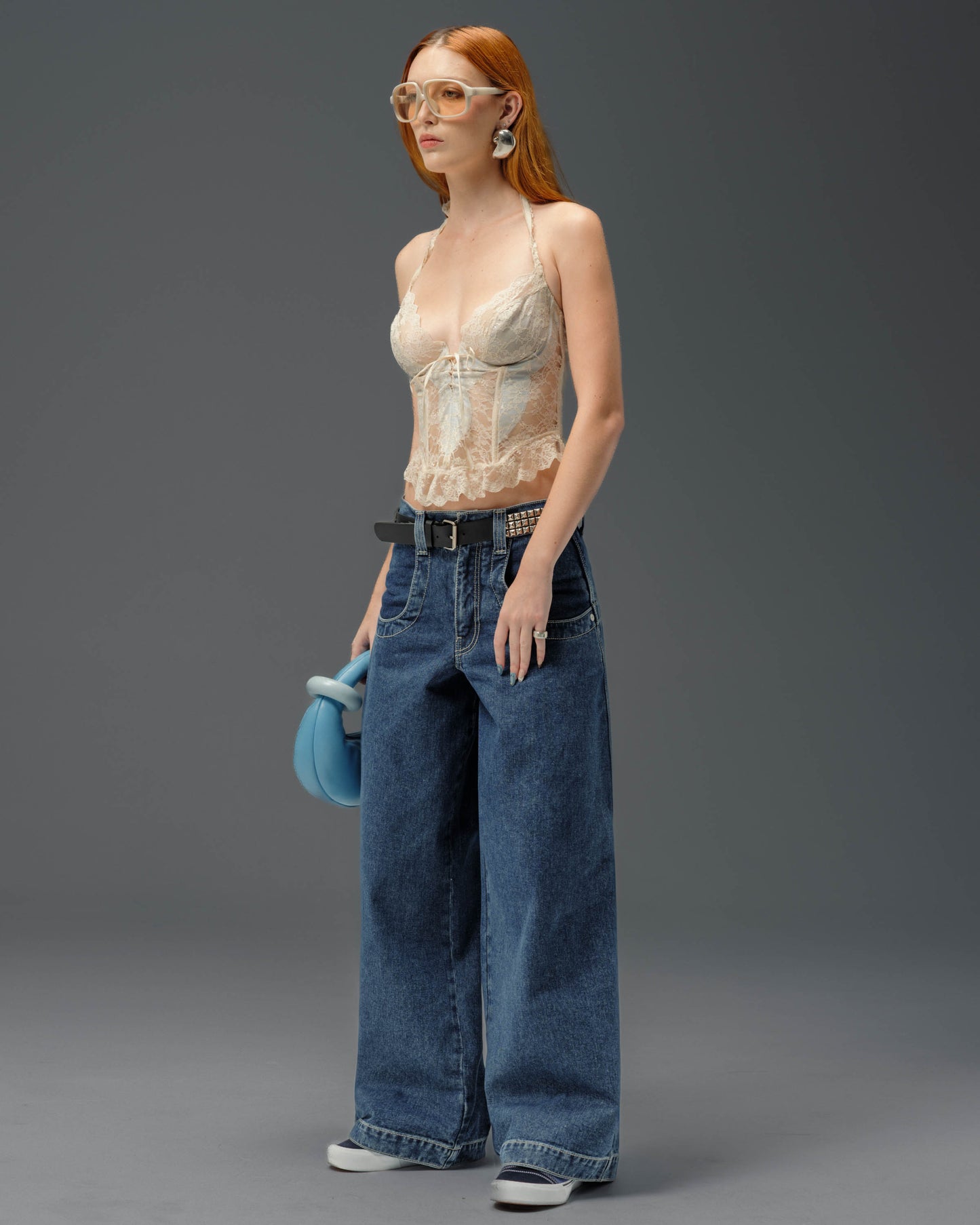 W Artistical Uprising. 26". Dark Stone.