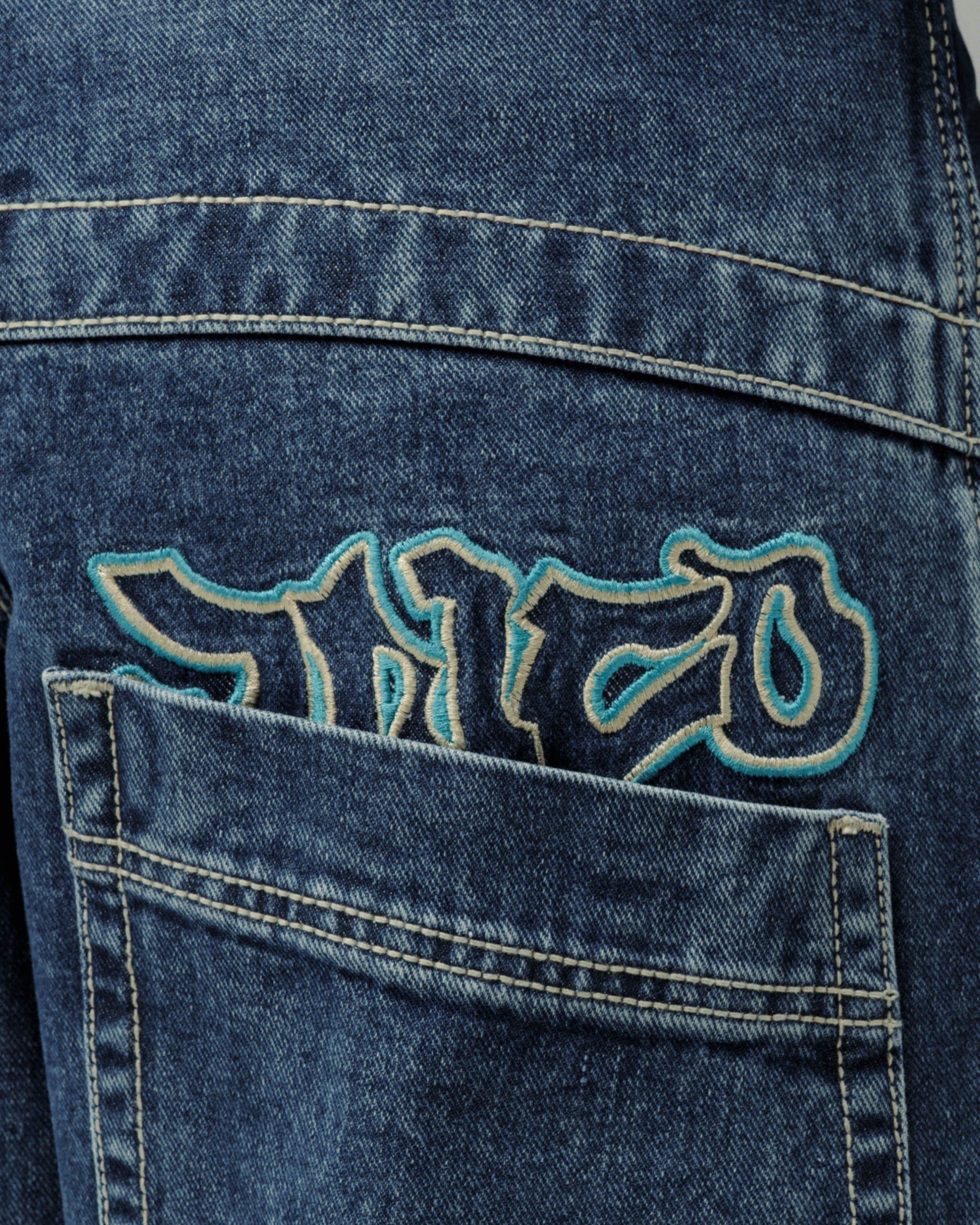 Artistical Uprising Jeans. 26