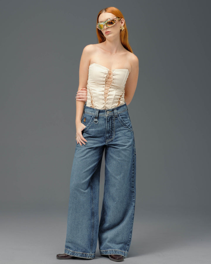 W Royal. 23". Hand-Sand Dark Stone.