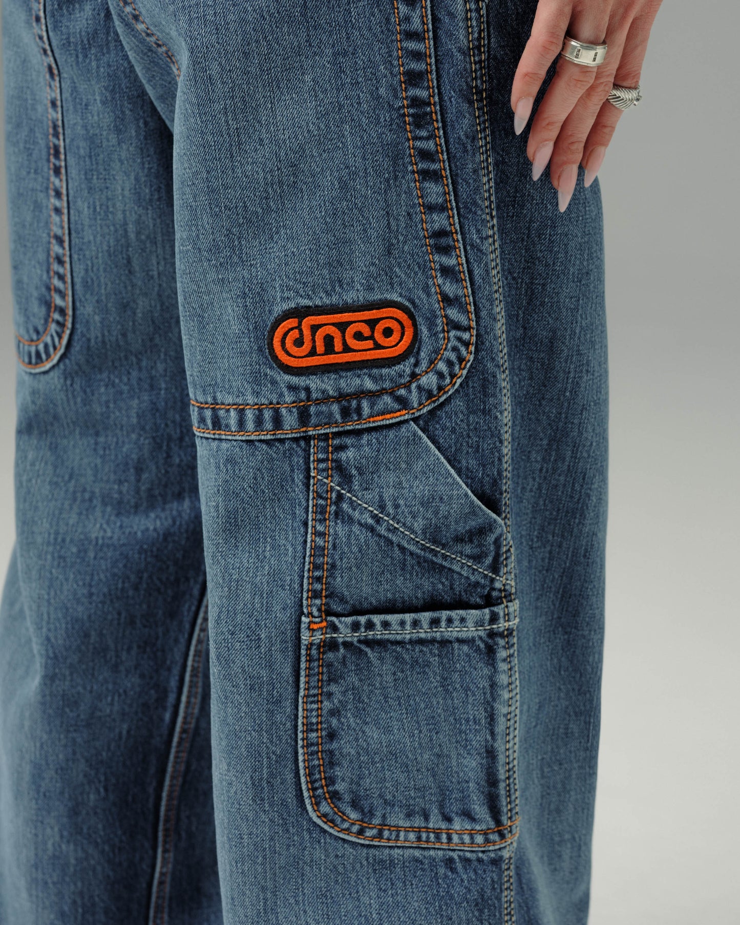 W Handyman Carpenter. 20". Hand-Sand Vintage.