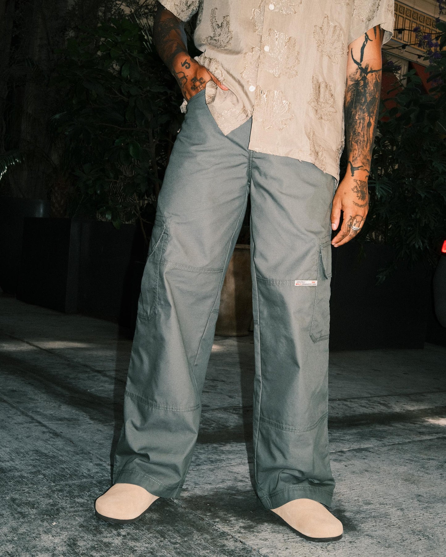 Indicator Cargo Pants. 22”. Olive.