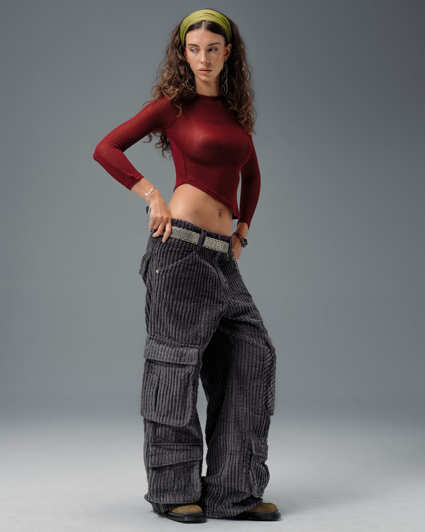 W Legacy. 24". 2 Wale Corduroy. Magnet.