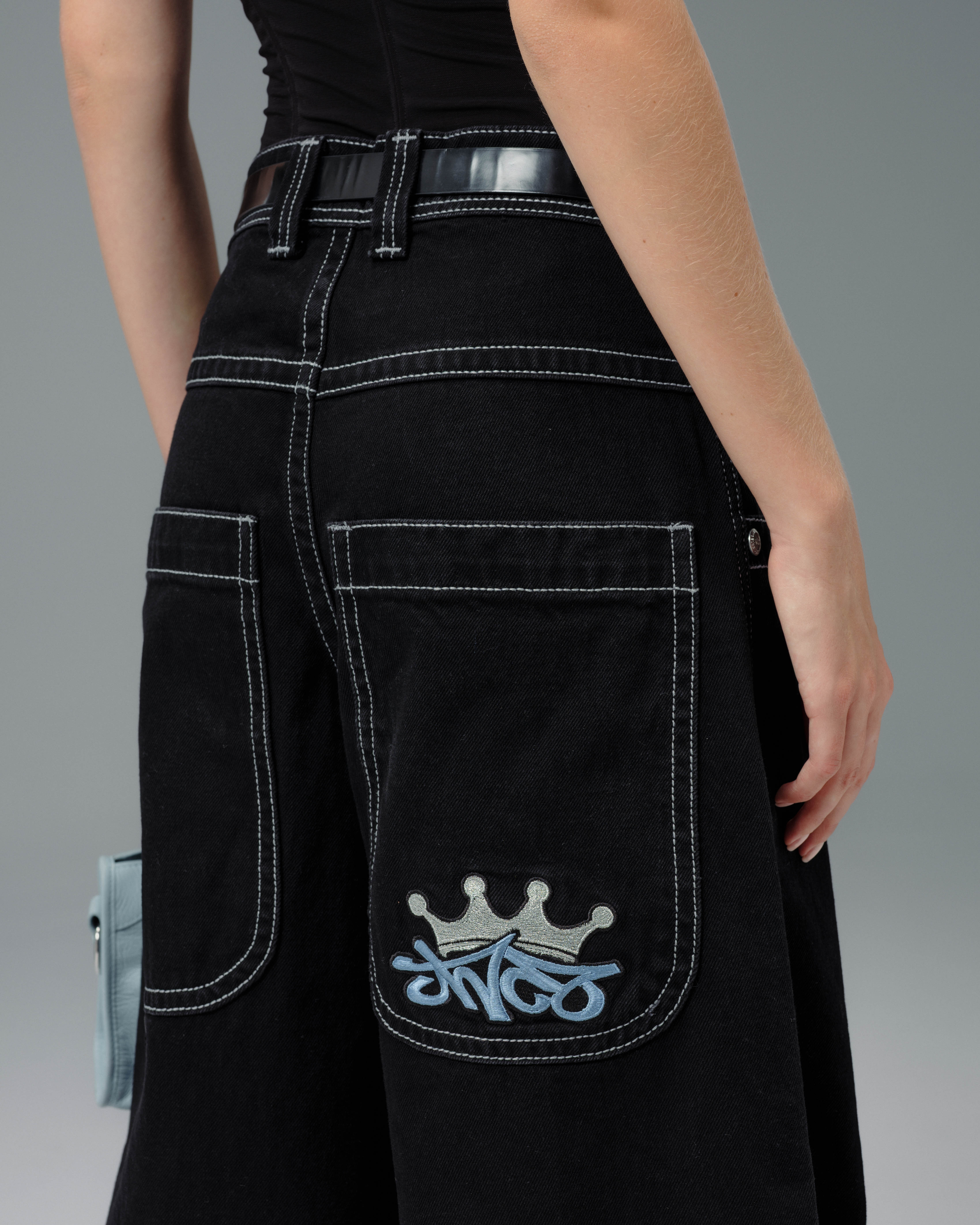 1101 Crown Cannon Jeans. 26