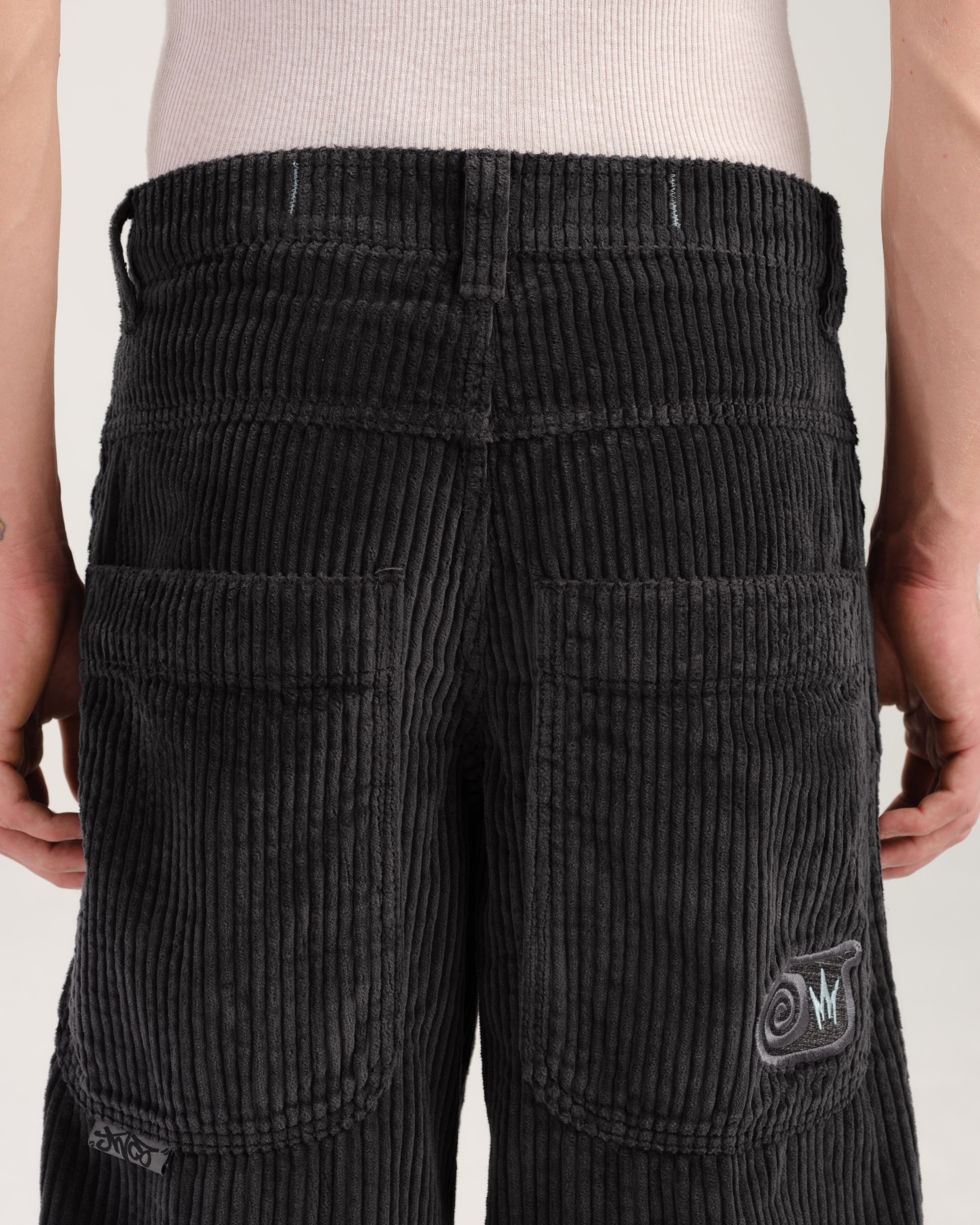 101 Twin Cannon. 26". 4 Wale Corduroy. Magnet.