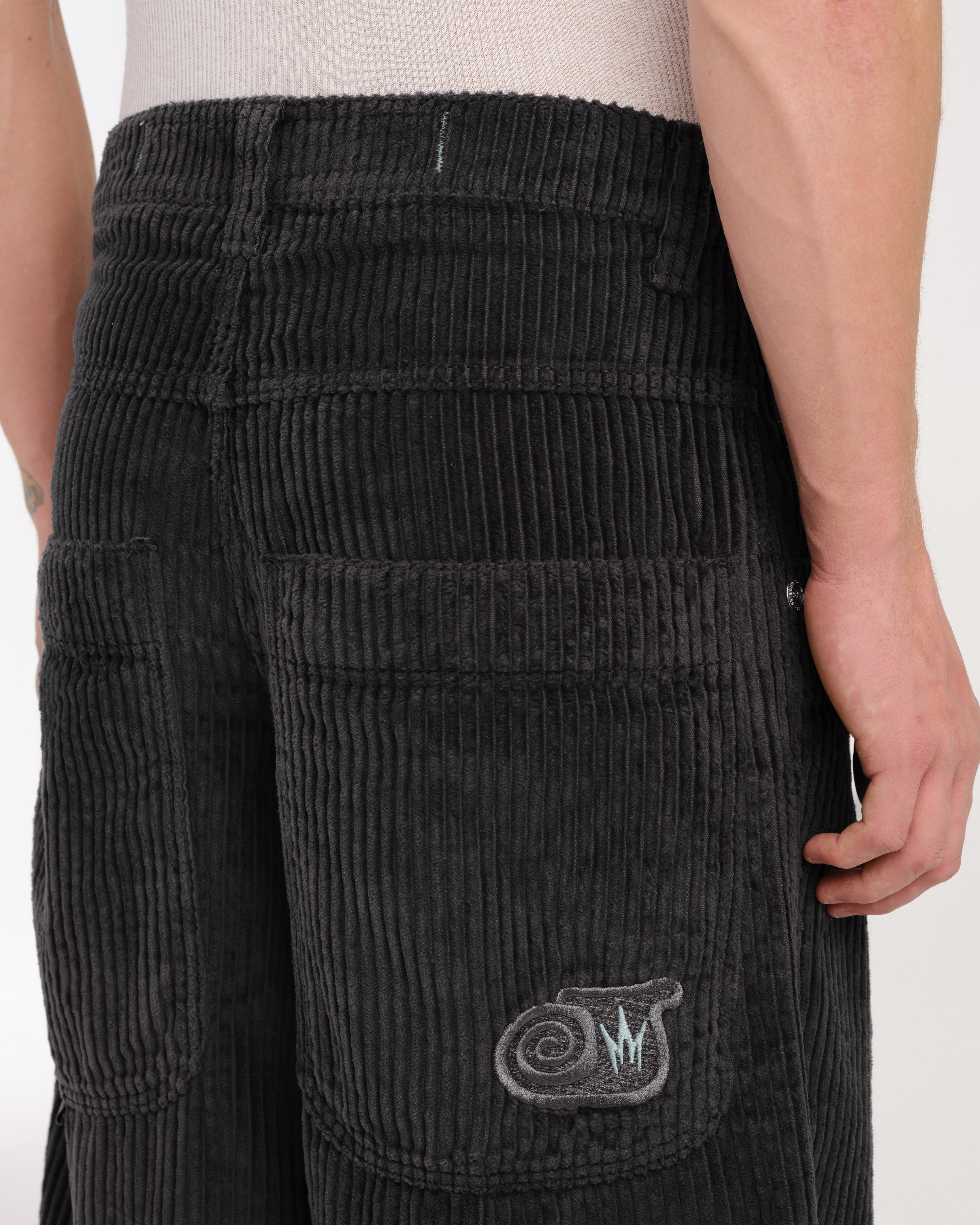 101 Twin Cannon. 26". 4 Wale Corduroy. Magnet.