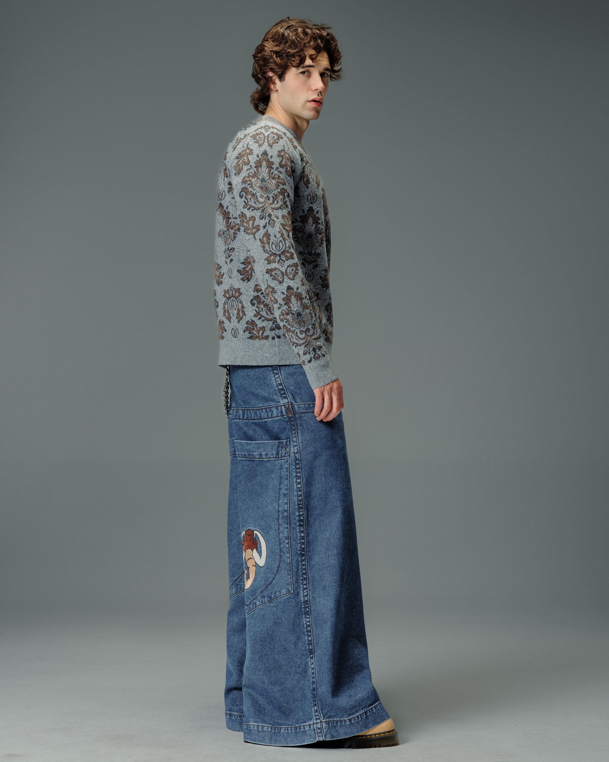 Mammoth Jeans. 40