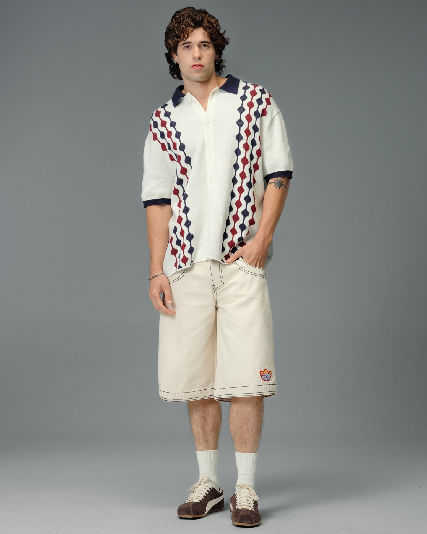 King Shorts. 14". Natural.