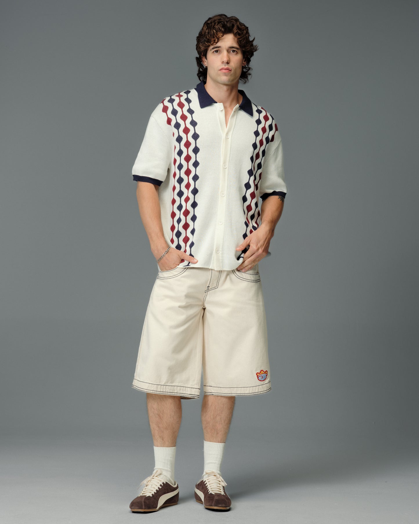 King Shorts. 14". Natural.
