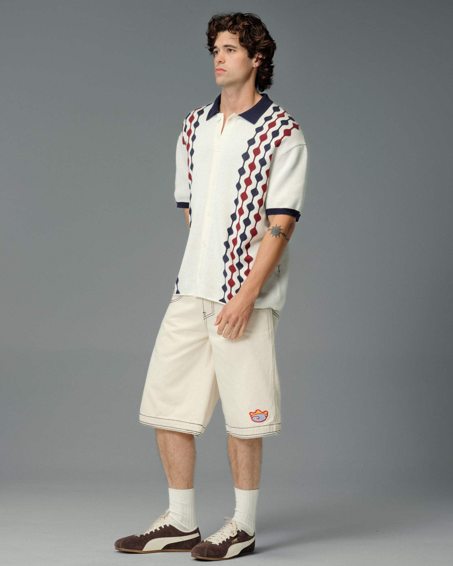 King Shorts. 14". Natural.