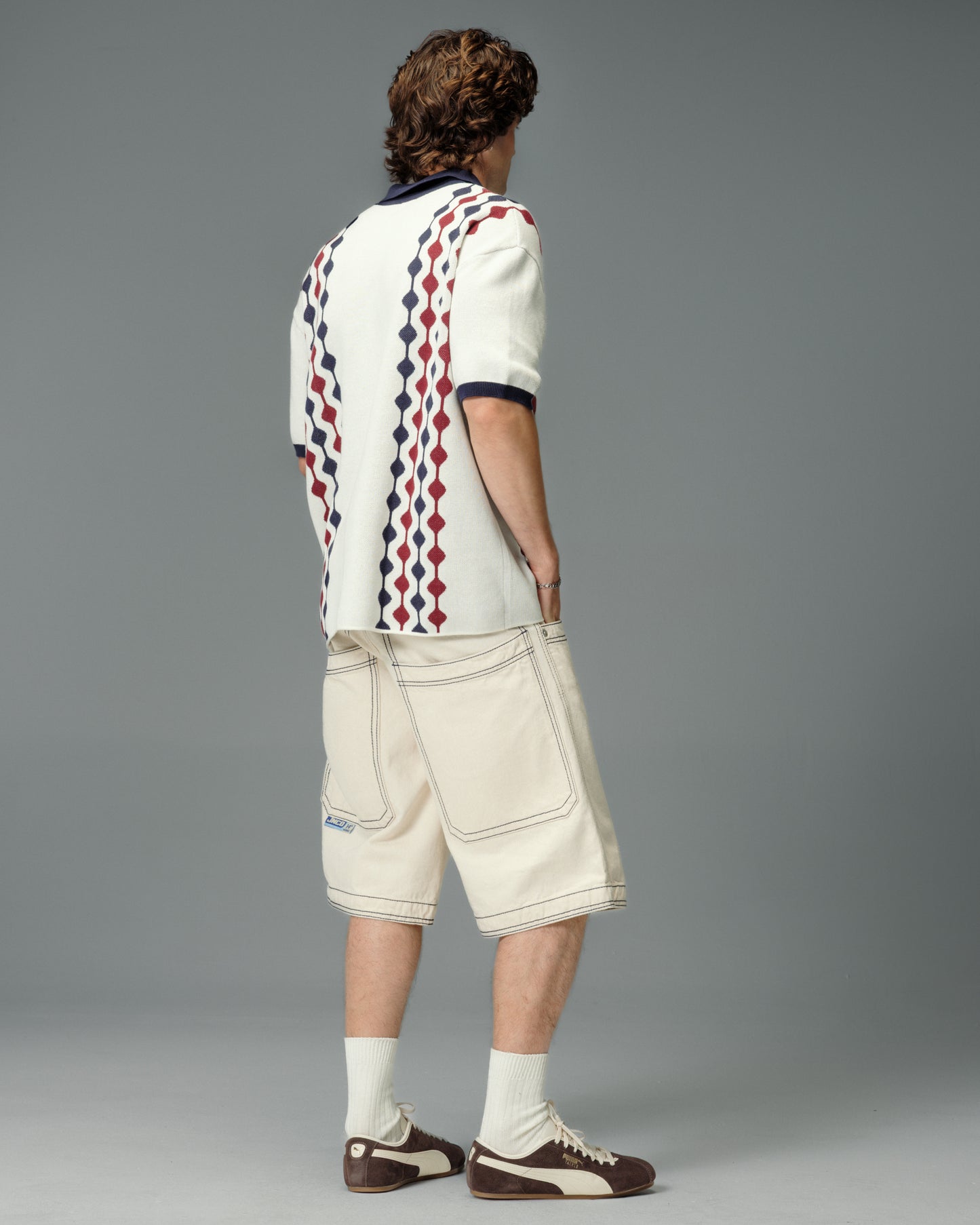 King Shorts. 14". Natural.