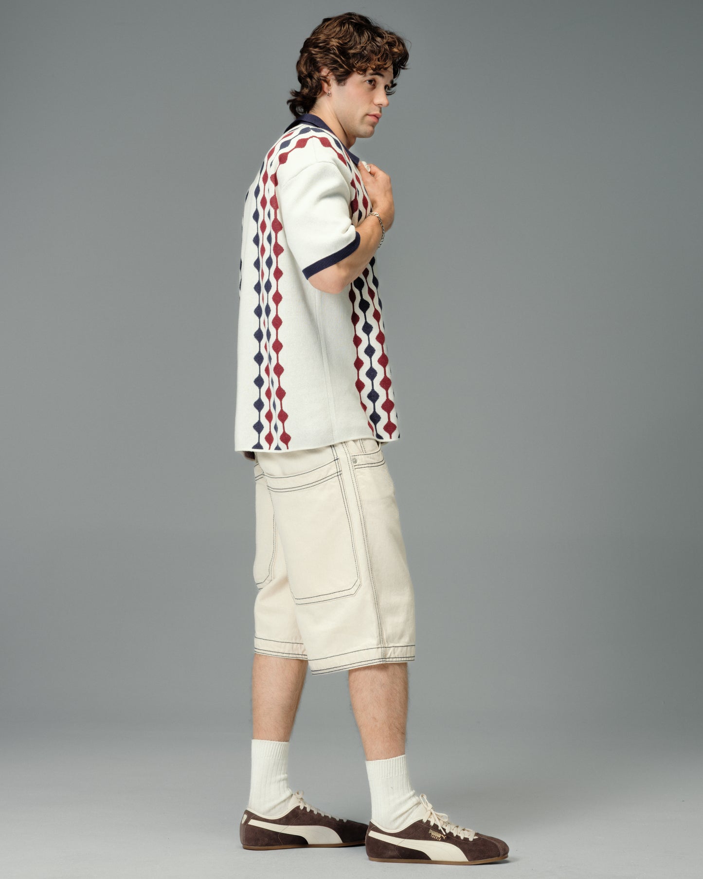 King Shorts. 14". Natural.