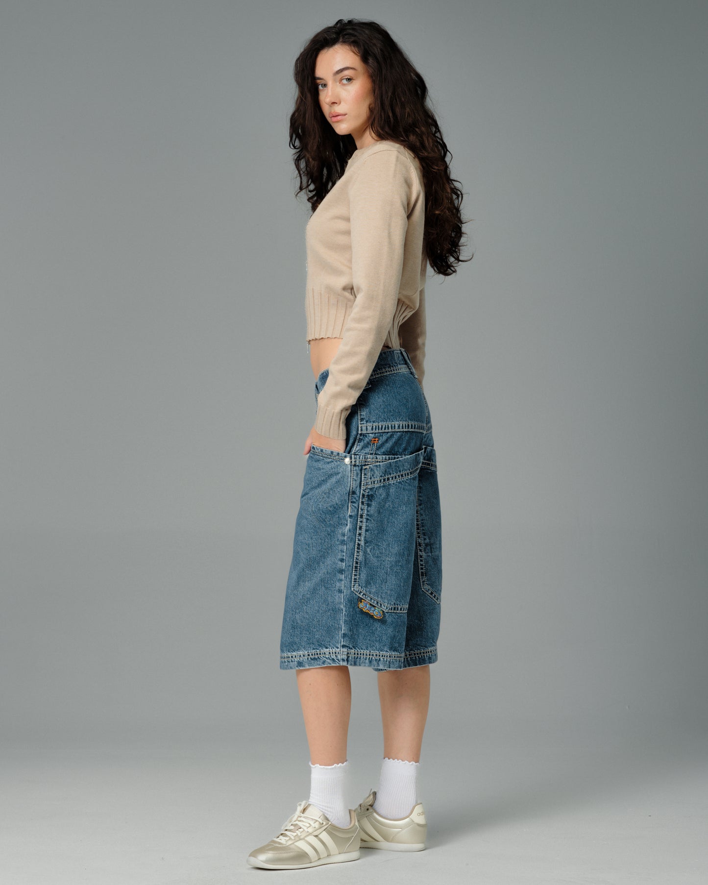 W Wizard Shorts. 15" Inseam. Dark Stone.