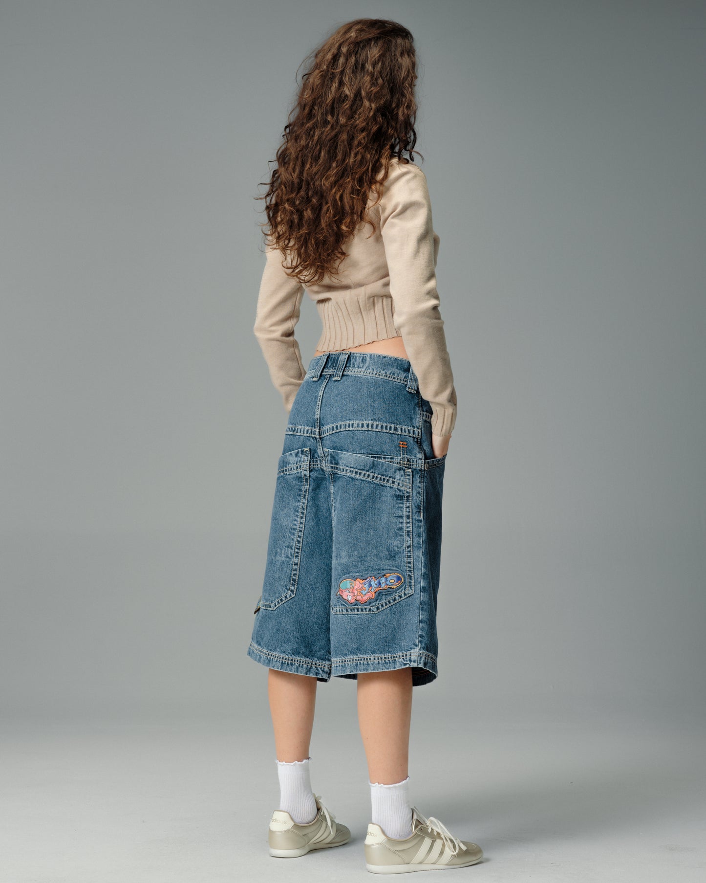 W Wizard Shorts. 15" Inseam. Dark Stone.